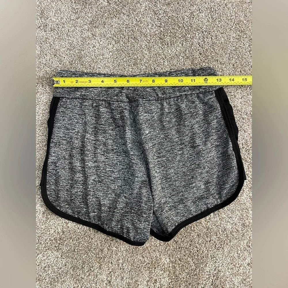 Nike Girls youth Heathered Gray and Black Athletic Shorts L/XL